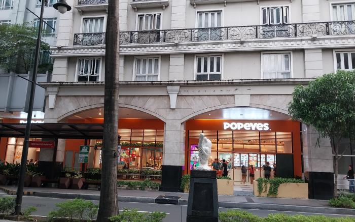 150 Newport Blvd Condo by Alps