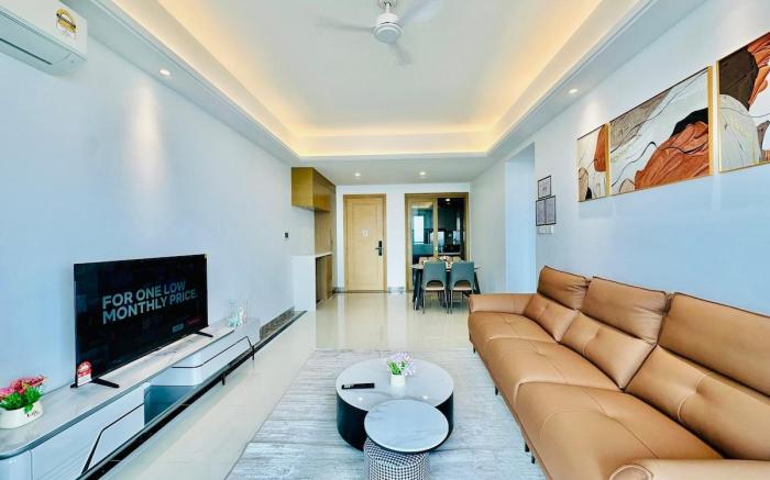 R&F Modern Holiday Villa by Xin An
