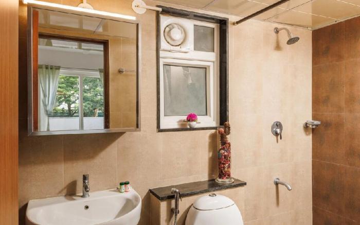 Grandeur Vista 1BR in E-City | 40+ luxe amenities