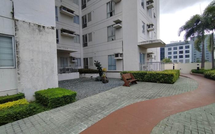 At 11th Floor Unit 1BR IT Park-Walk to Ayala Sugbo