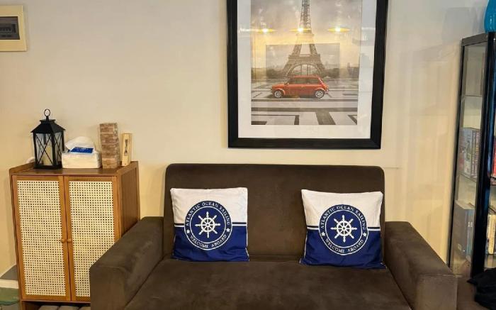 2 Bedroom Condo with river & city view
