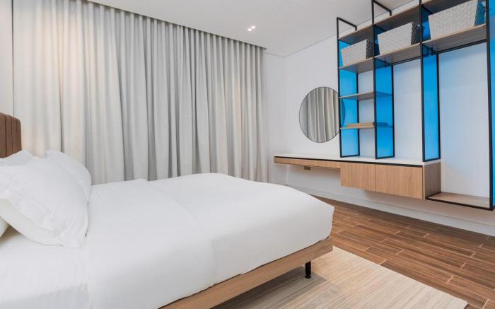 stylish & upscale apartment in Almughrizat