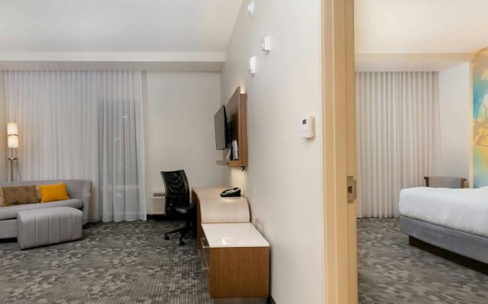 Courtyard by Marriott Savannah Airport