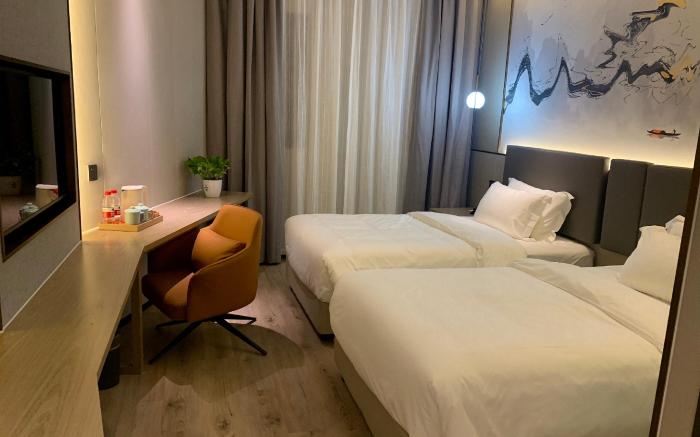New Century Manju Hotel Ningbo Nantang Old Street Railway Station