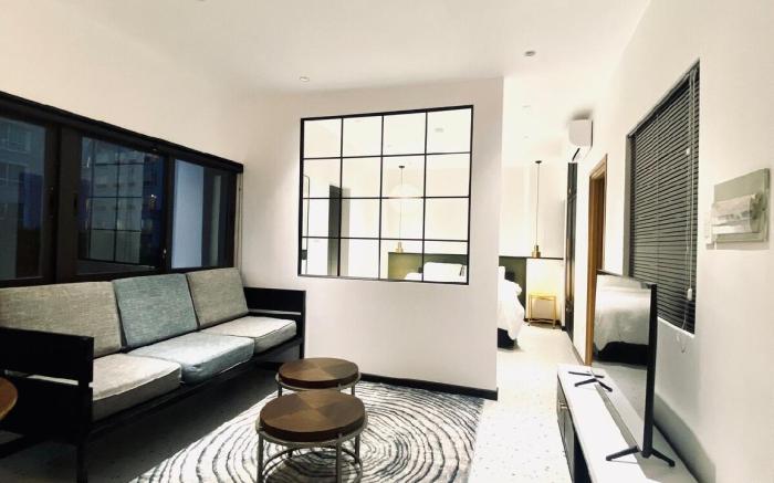AURA APARTMENT – 5m to Landmark 81