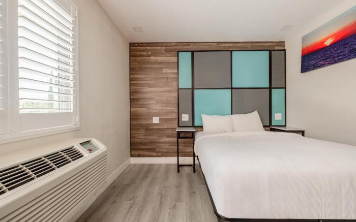 Hotel Avenida Victorville I 15