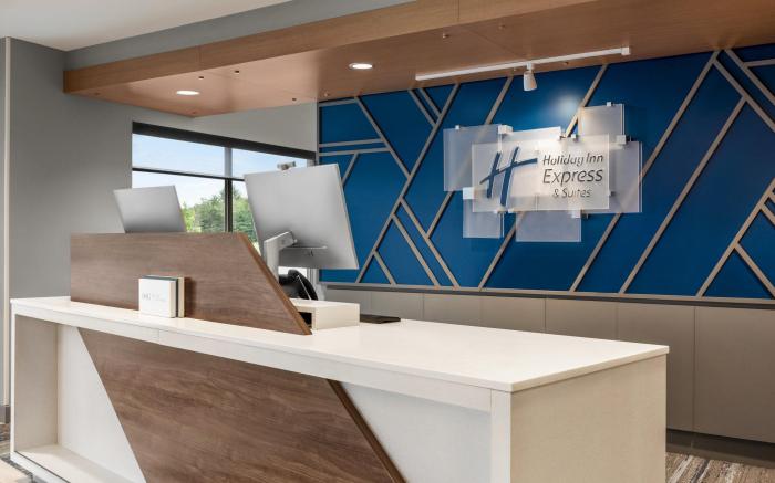 Holiday Inn Express And Suites Rhinelander By IHG