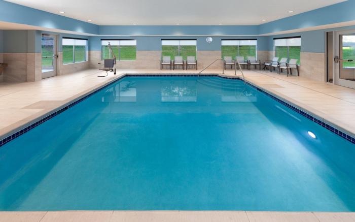 Holiday Inn Express Reedsburg Dells Area By IHG