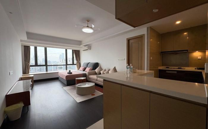 R&F Seine Region High Floor Comfy Studio NO TV