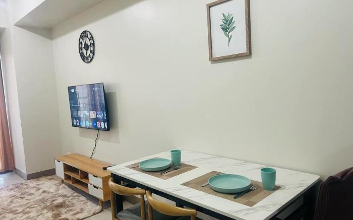 Fionah Suite @S Residences