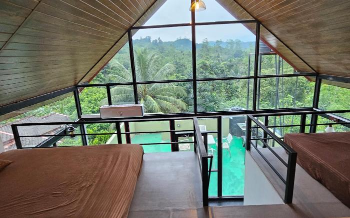 South Summer Villa 360