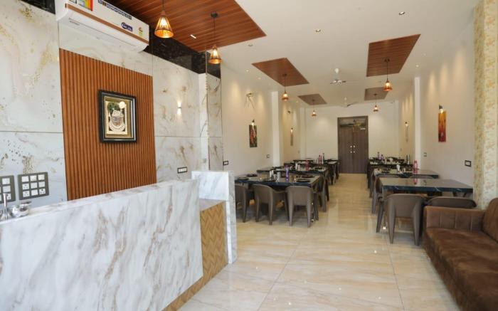 Rajmoti hotel & restro