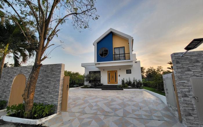 Nest Scape Private Blu Pool Villa