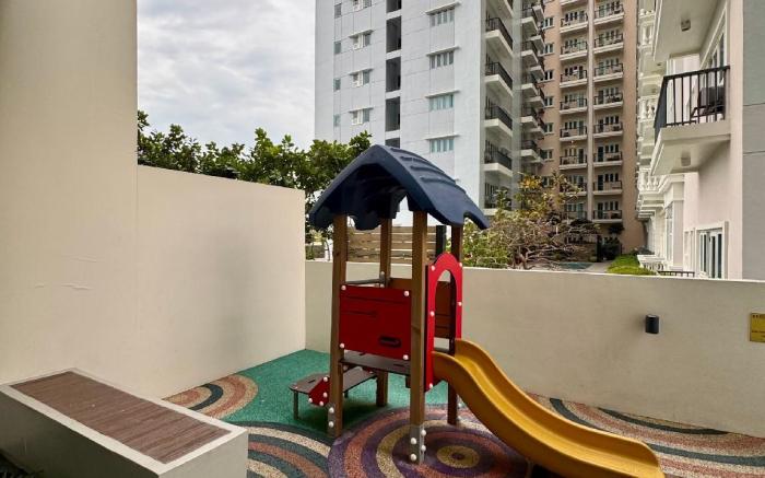 Palladium Iloilo Executive Studio with 1 Bedroom