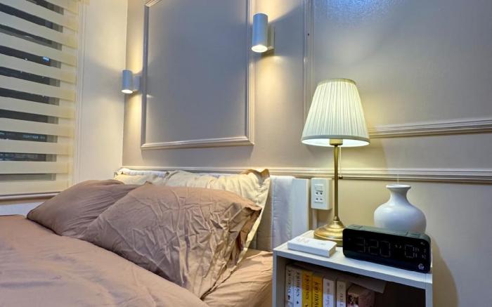 Relax at Evangelina's Stay - Urban Deca Cubao - U2