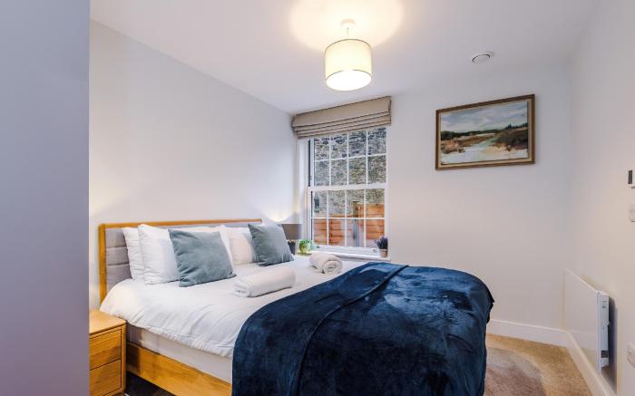 Rock Mill - Superior Apartment with Private Patio