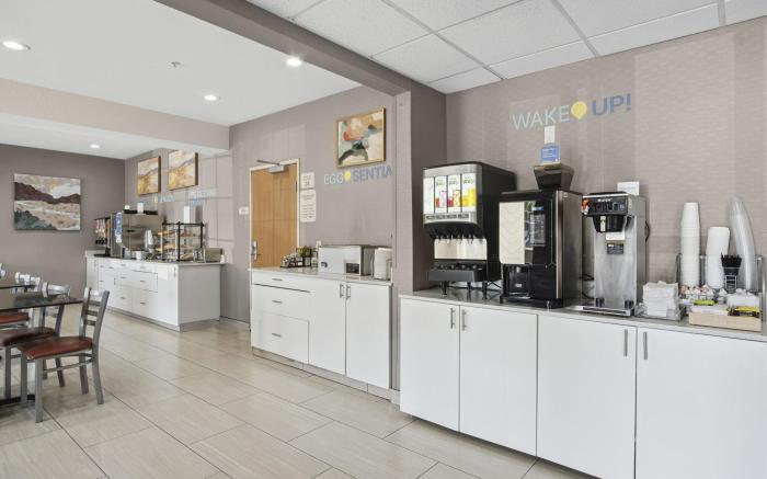Sonesta Essential Hotels Blue Springs