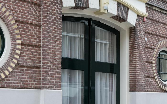 Golden Mansion Apartments