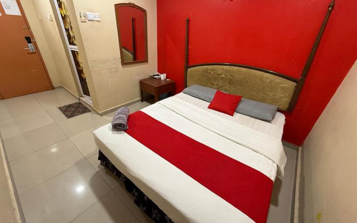 Radiant Heights Hotel by KK Inn