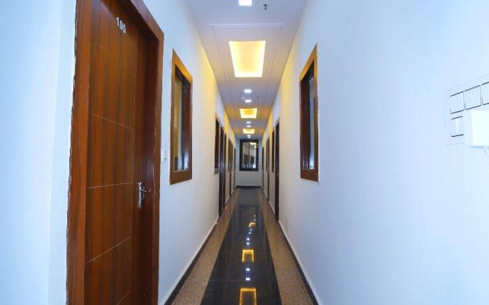 Hotel white town
