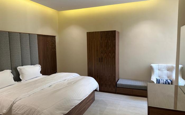 THE MODERN REAL ESTATE OBAIKAN 