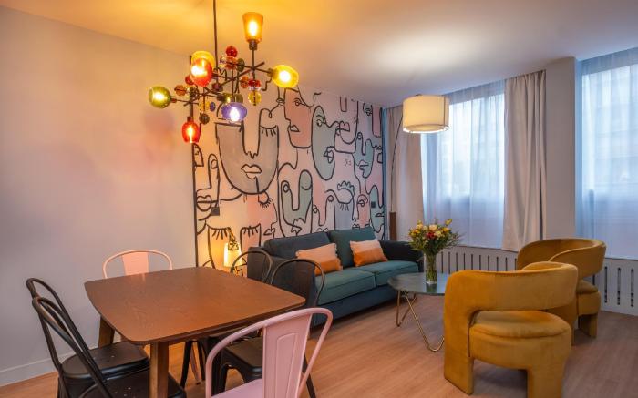 Montmartre Paris Suite