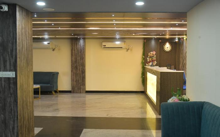 HOTEL M PLAZA DHULAGAR