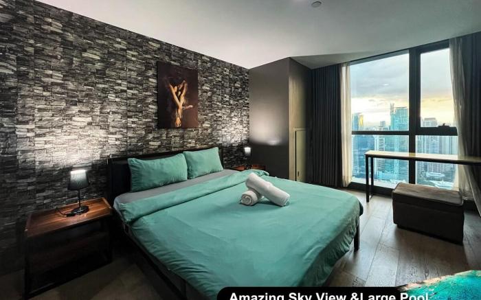 Amazing Century Spire Makati High Floor View 3812