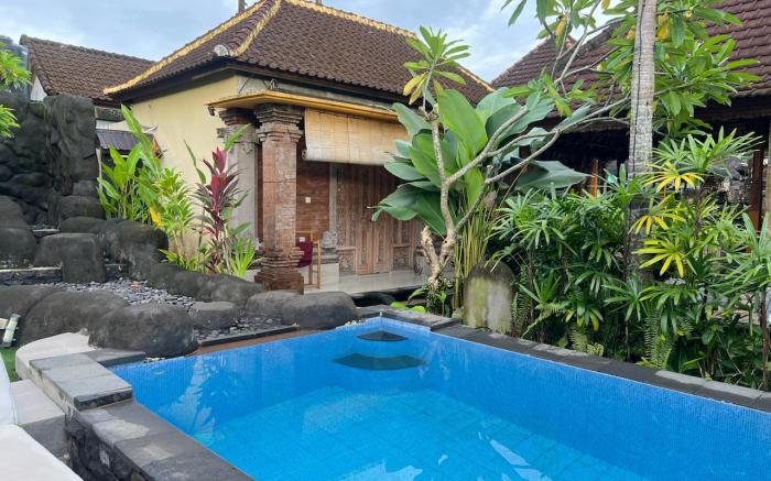 pakis kutuh private room in Ubud 