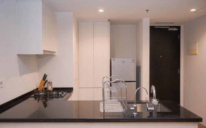 Comfy Minimalist 1BR Branz BSD City By Travelio