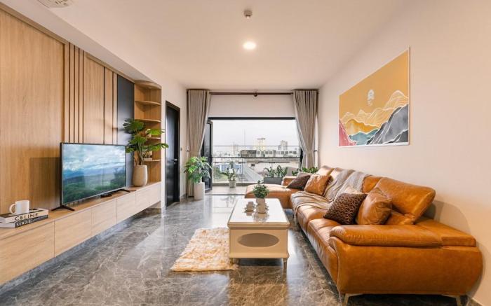 Huge 6 paxs apartment 2 bedroom at centre*poolgym