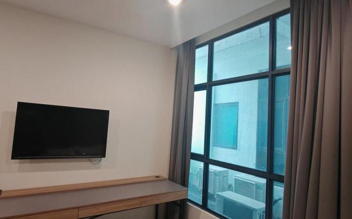 Deluxe Home II Kozi Square