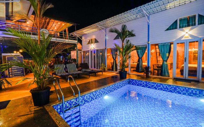 Bay View Cottage & Pool