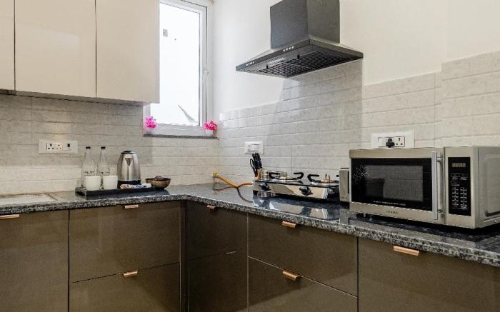 Lime Tree Luxury 2BHK Serviced Apartment Gurgaon