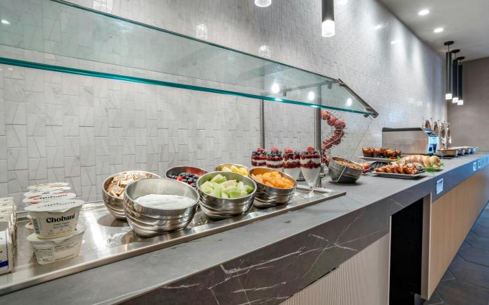 Sheraton Suites Wilmington Downtown