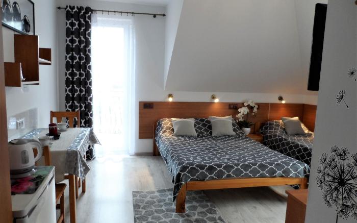 Bieszczady111 - pokoje 2 i 3 osobowe