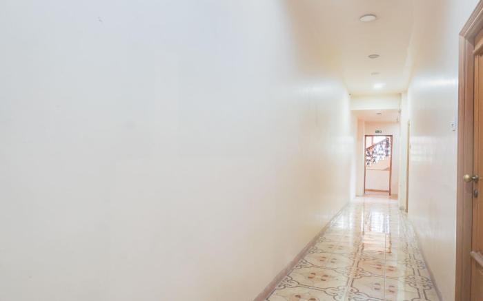 Super Townhouse Oak Baner Road Pune Formerly Hotel Rajwada