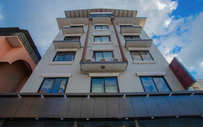 OYO 172 Hotel Deepshree
