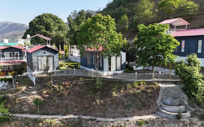 Glamping Heights Resort