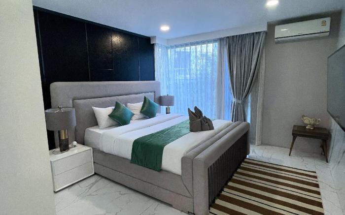 Youth Journey Six-Bedroom Pool Villa