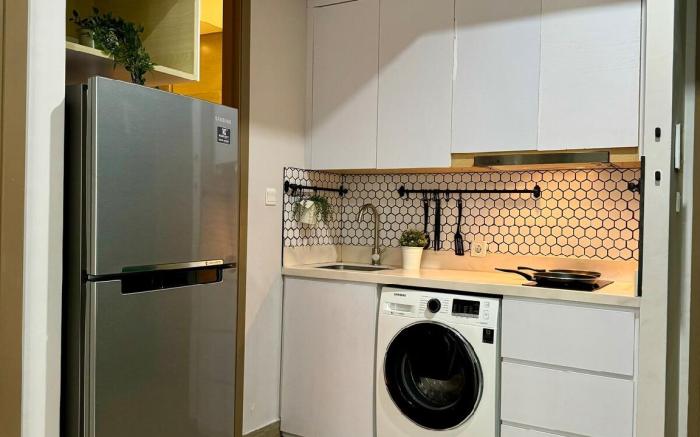 One Bedroom Apartment Taman Anggrek Residences 26G