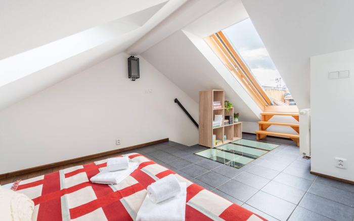 Charming Prague Apartment in Vrovice with Roof Terrace