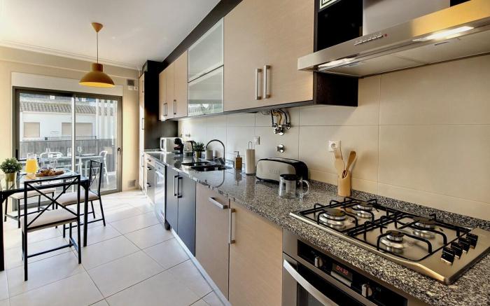 Rooftop Oldtown Residence