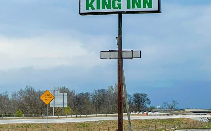 Shamrock Kings Inn By OYO Marked Tree I-555