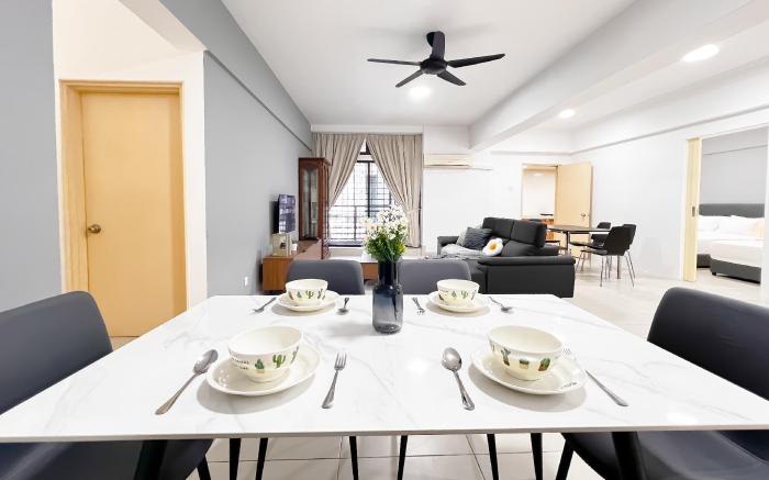 Fahrenheit Suites 3BR2B NearPavilionKL 03