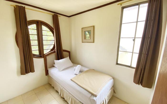 Puncak Resort Villa by Aryaduta