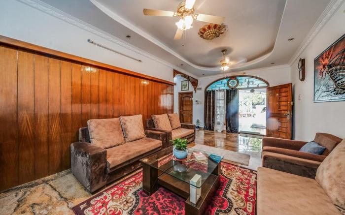 Mansion Bay Spacez Luxury Villa