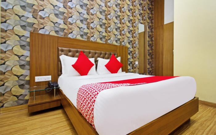 Capital O 9996 Hotel Arton Suites