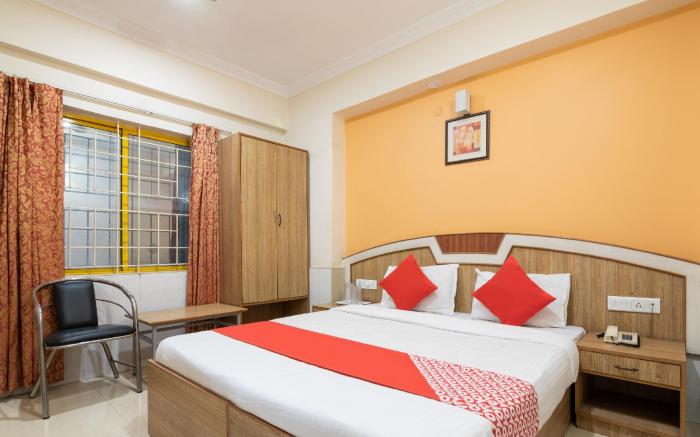 OYO 9633 Hotel Srinidhi Residency