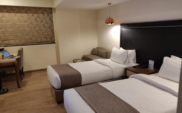 OYO 25040 Hotel Victoria